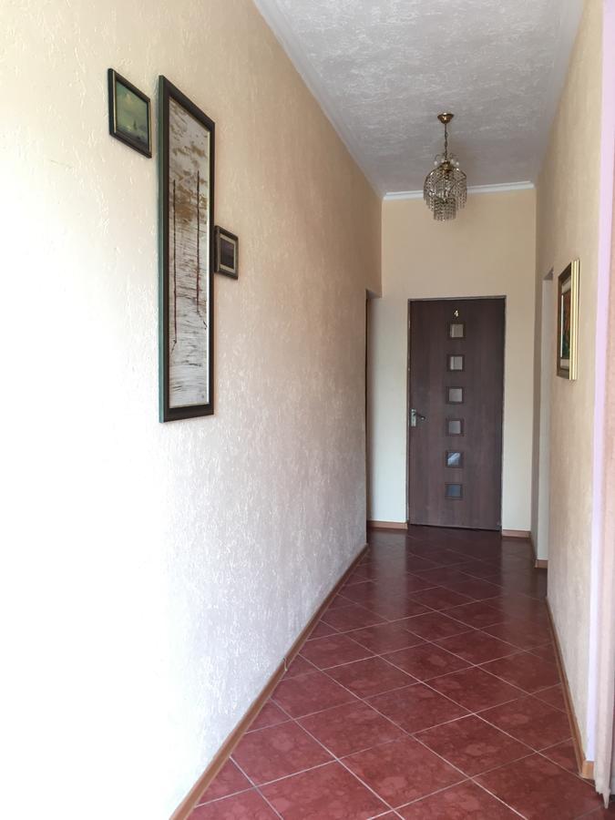 Emiliya Guest House Гагра Екстериор снимка