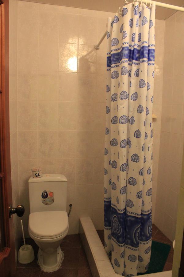 Emiliya Guest House Гагра Екстериор снимка